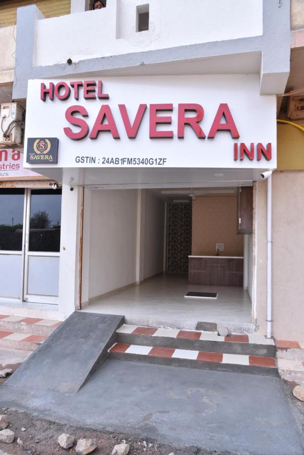 Hotel Savera Inn Morbi Екстериор снимка